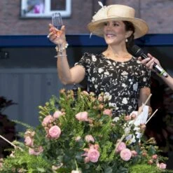 'What A Wonderful World'™ Rosa X 'What A Wonderful World'™ (Buketrose) A-Kvalitet,- Barrods Roser Min. 3 Grene -Osmoz Naturens Butik p34759 51681 rosa x what a wonderful world buketrose 2ac8